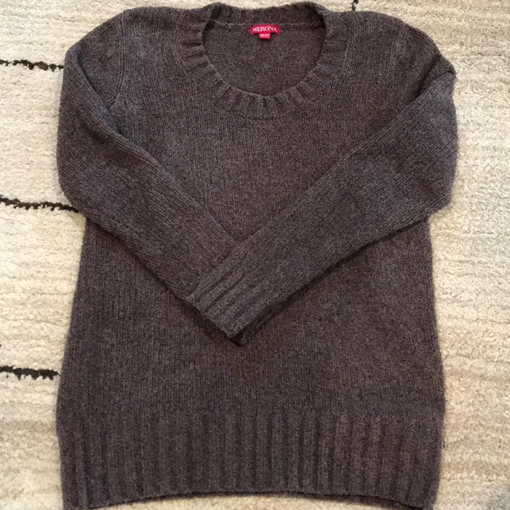 Over-sized brown soft sweater